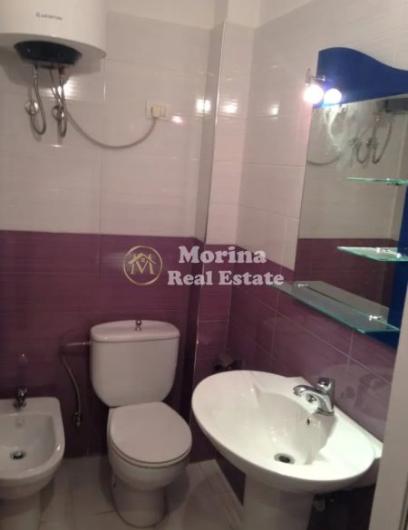 Tirane, jepet me qera apartament 2+1 Kati 1, 70 m² 350 € (Xhamlliku)