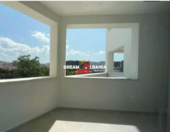 Tirane, jepet me qera apartament 2+1+Ballkon Kati 3, 104 m² 490 € (Ne kompleksin River Residence)