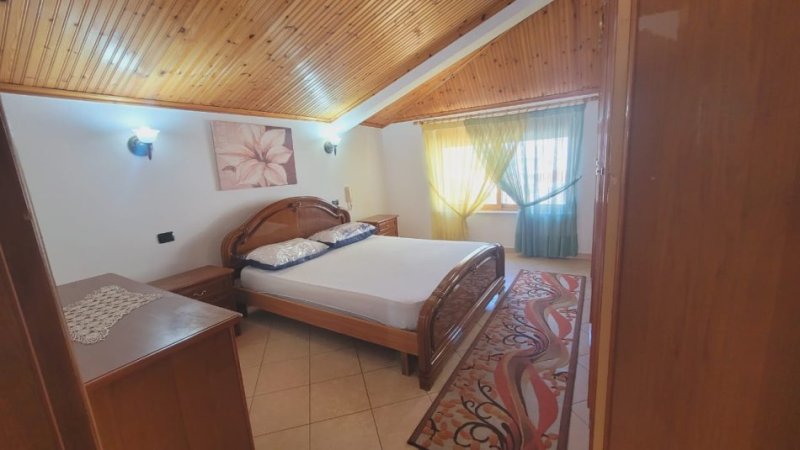 !DHENE! Durres, jepet me qera apartament 1+1+Ballkon Kati 4, 80 m² 400 € (Mprapa Pallatit te Kultures)
