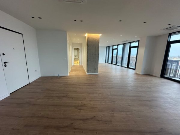 Tirane, jepet me qera ambjent biznesi Kati 4, 130 m² 1.500 € (Liqeni Artificial)