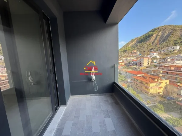 Vlore, shitet apartament 1+1+Ballkon , 67 m² 155.000 € (Rruga Murat Tërbaçi)