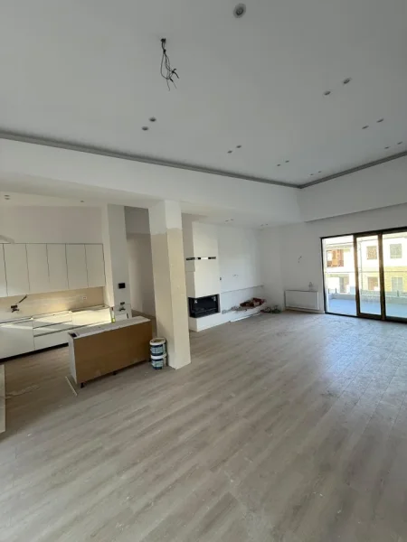 Tirane, shitet apartament+verande | Penthouse 3+1+Aneks+Ballkon Kati 2, 274 m² 430.000 € (Liqeni i Thate)