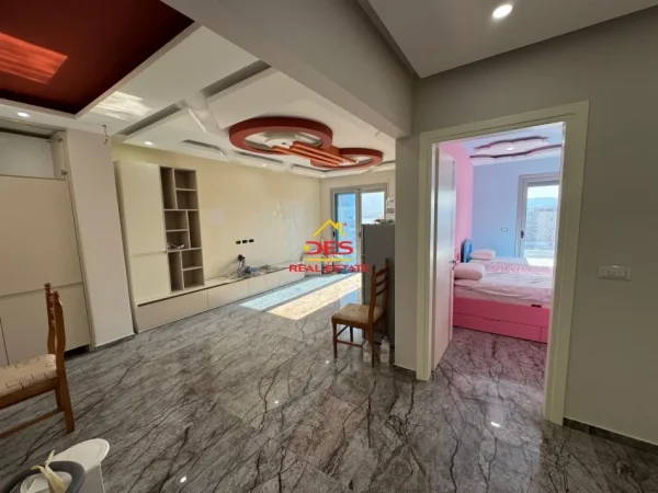 Vlore, shitet apartament 2+1+Ballkon Kati 11, 114 m² 188.000 € (Rruga Gjergj Arianiti)