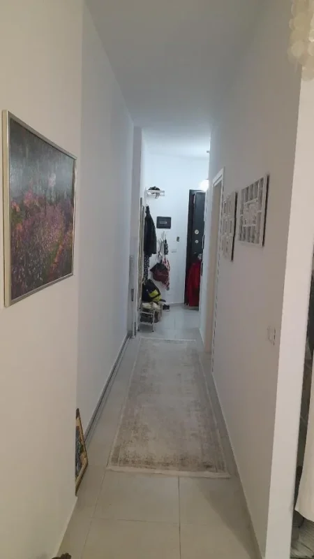 Vlore, shitet apartament 1+1 Kati 6,  82.000  ( 1190€ metri katror )(Hajredin Haxhiaj /midis Gj Ali Demi dhe Kishes ortodokse Vlore qender)