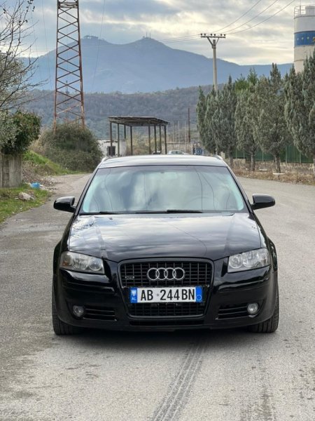 Elbasan, shes makine Audi a3 automat Nafte, e zeze automatik 270.000 km 5.300 €