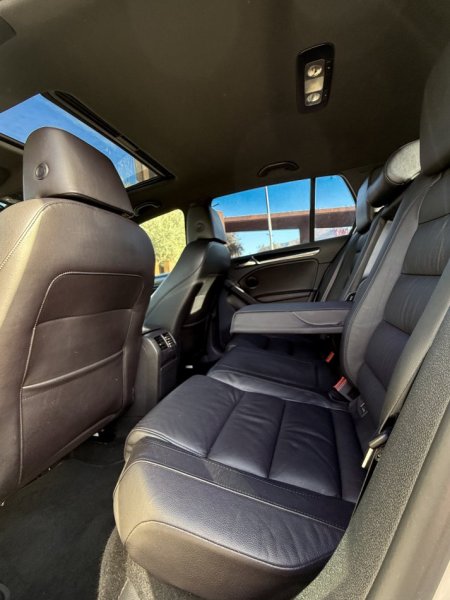 Tirane, shes makine GOLF VI GTD FABRIKE Nafte, e bardhë automatik Klima 186 km 8.700 €