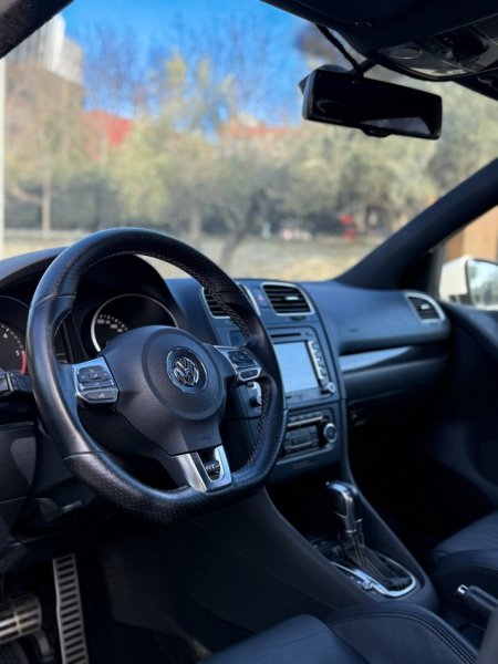 Tirane, shes makine GOLF VI GTD FABRIKE Nafte, e bardhë automatik Klima 186 km 8.700 €