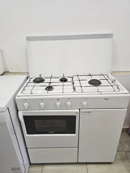 Tirane, shes Sobe | Furre Sob & Furrë Gazi