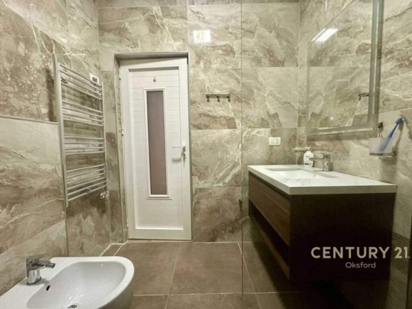Tirane, shitet apartament 2+1 Kati 1, 165 m² 159.000 € (Kodra e Diellit OKS107194)