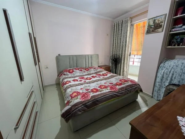 Tirane, shitet apartament Kati 5, 65 m² 78.000 € 