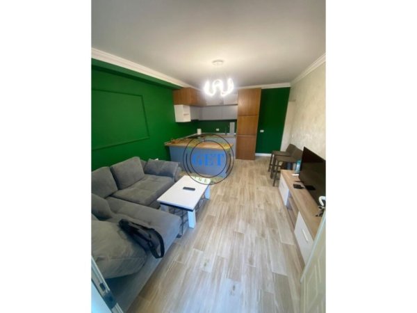 Durres, jepet me qera apartament 1+1 Kati 0, 65 m² 400 € (vollga)