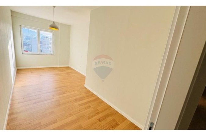 Tirane, shitet apartament 2+1 Kati 5, 112 m² 149.000 € (Astir)
