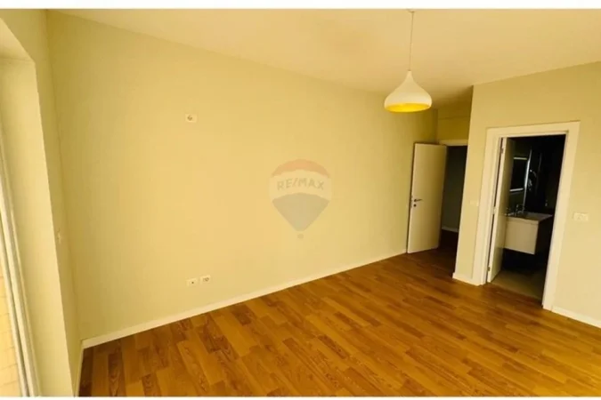 Tirane, shitet apartament 2+1 Kati 5, 112 m² 149.000 € (Astir)