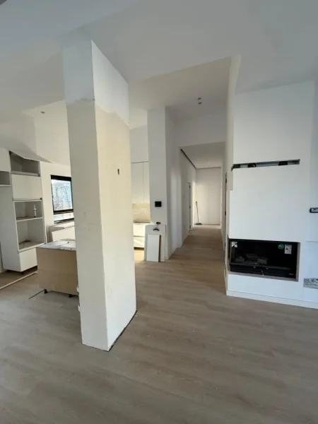 Tirane, shitet apartament+verande | Penthouse 3+1+Aneks+Ballkon Kati 3, 245 m² 430.000 € (Liqeni i Thate)