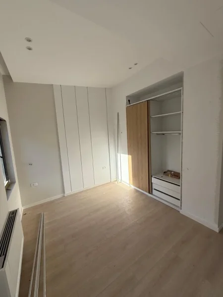 Tirane, shitet apartament+verande | Penthouse 3+1+Aneks+Ballkon Kati 3, 245 m² 430.000 € (Liqeni i Thate)