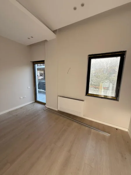 Tirane, shitet apartament+verande | Penthouse 3+1+Aneks+Ballkon Kati 3, 245 m² 430.000 € (Liqeni i Thate)