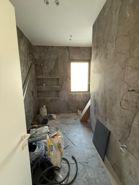 Tirane, shitet apartament+verande | Penthouse 3+1+Aneks+Ballkon Kati 3, 245 m² 430.000 € (Liqeni i Thate)