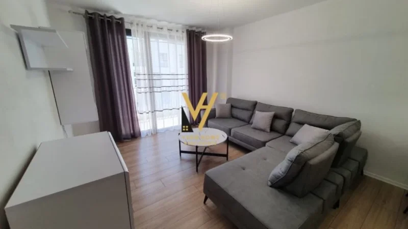 Tirane, jepet me qera apartament 2+1+Ballkon Kati 7, 90 m² 650 € (KINOSTUDIO)