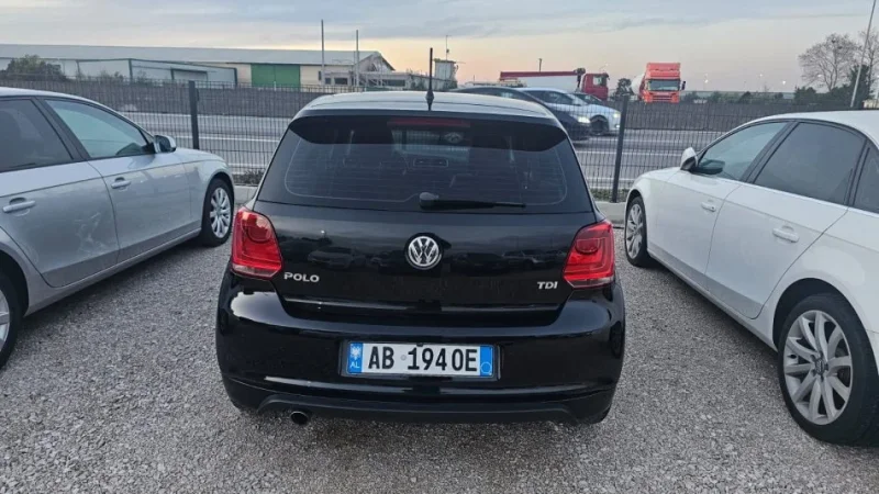 Volkswagen Polo 1.6 Nafte, Automatik Kondicioner 135.000 km 7.500 €