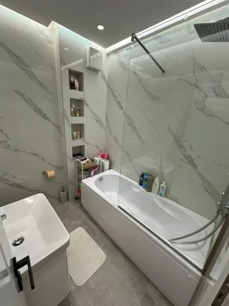 Tirane, shitet apartament 2+1+Aneks+Ballkon Kati 3, 90 m² 190.000 € (kodra e diellit)