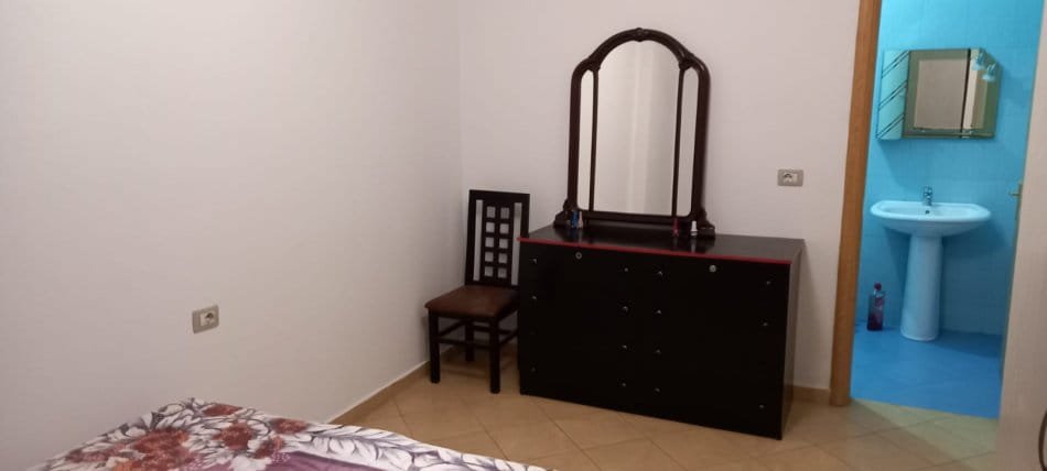 Tirane, jepet me qera apartament 2+1 Kati 4, 107 m² 500 € (Astir, prane Ozone)