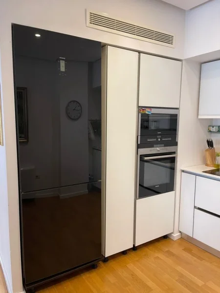 Tirane, shes 2+1+2 Kati 6, 116 m² 240.000 € (Bilal Sina)