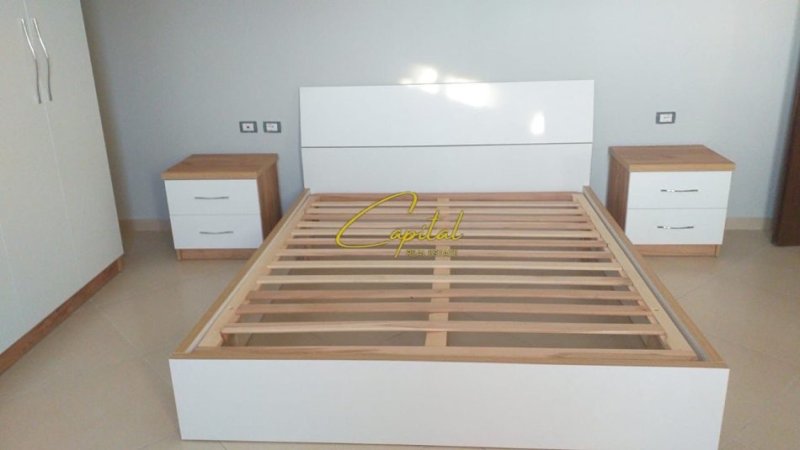 Tirane, jepet me qera apartament 2+1 Kati 1, 100 m² 600 € (DON BOSKO)