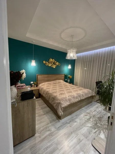 Tirane, shitet apartament 2+1+Ballkon Kati 5, 123 m² (ne Rrugen Myslym Keta)