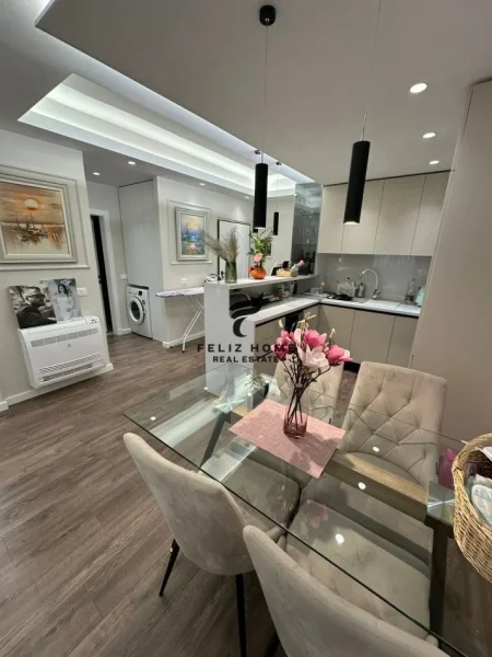 Tirane, shitet apartament 2+1+Ballkon Kati 2, 90 m² 190.000 € (KODRA E DIELLIT)