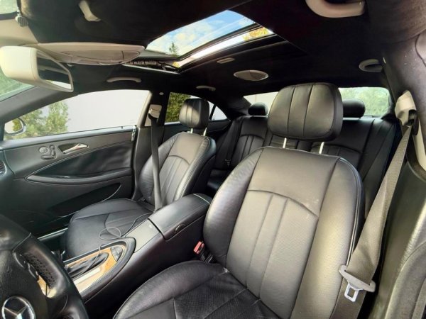 Fier, shes makine Mercedez benz cls 320 Nafte, e zeze automatik Klima 270.000 km 6.700 €