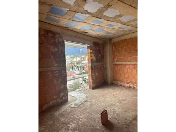 Tirane, shitet apartament 2+1 Kati 6, 108 m² 162.000 € (Porcelan)