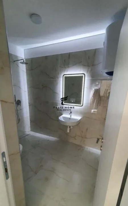 Tirane, jepet me qera apartament 2+1+Ballkon Kati 7, 110 m² 650 € (KONGRESI MANASTIRIT)