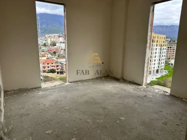 Tirane, shitet apartament 2+1 Kati 6, 99 m² 148.000 € (Porcelan)