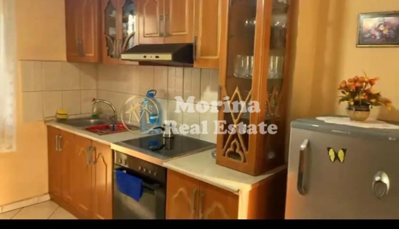 Tirane, jepet me qera apartament 2+1 Kati 3, 90 m² 500 € (Rruga Bardhyl)