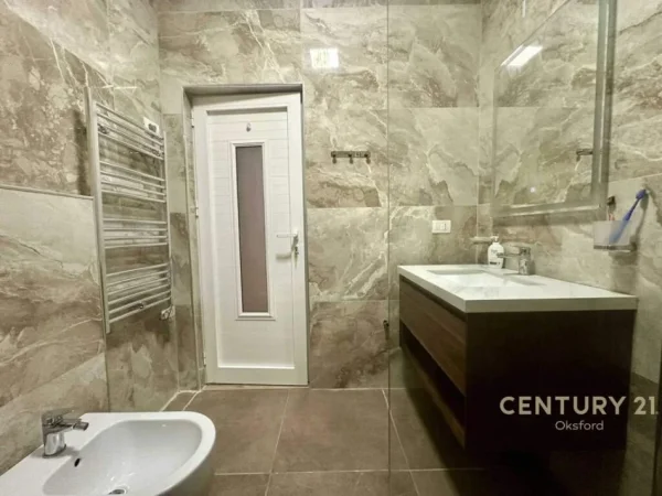 Tirane, shes apartament 2+1 , 165 m² 159.000 € (Kodra e Diellit)