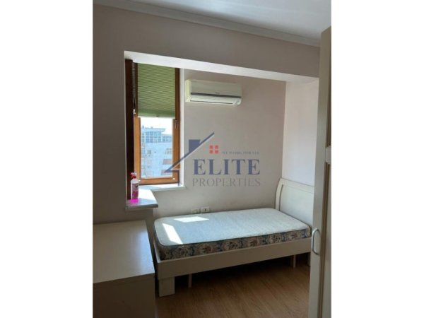 Tirane, jepet me qera apartament 2+1 Kati 10, 93 m² 700 € (Rruga e Kavajes)