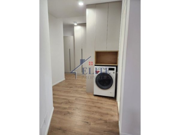 Tirane, jepet me qera apartament 2+1 Kati 2, 93 m² 800 € (Kopahti Botanik)
