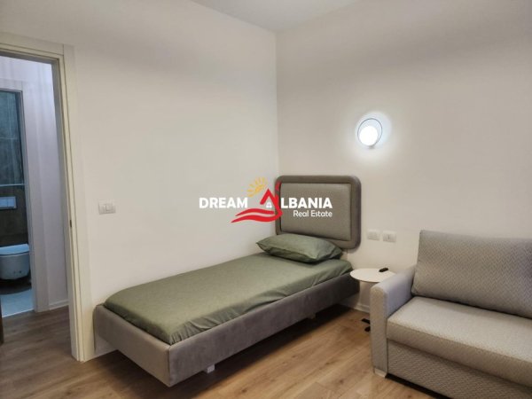 Tirane, jepet me qera apartament 2+1+Ballkon Kati 14, 120 m² 1.200 € (Tek rruga e Kavajes, Tirana Garden Building)