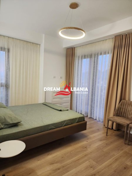 Tirane, jepet me qera apartament 2+1+Ballkon Kati 14, 120 m² 1.200 € (Tek rruga e Kavajes, Tirana Garden Building)