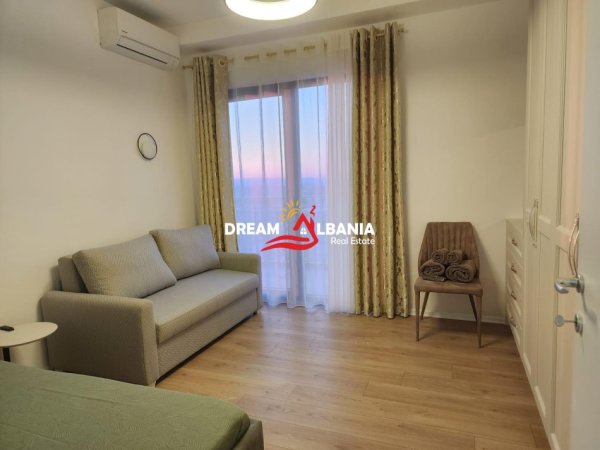 Tirane, jepet me qera apartament 2+1+Ballkon Kati 14, 120 m² 1.200 € (Tek rruga e Kavajes, Tirana Garden Building)