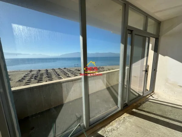 Vlore, shitet apartament 1+1+Ballkon Kati 3, 75 m² 159.000 € (Rruga Sazani)