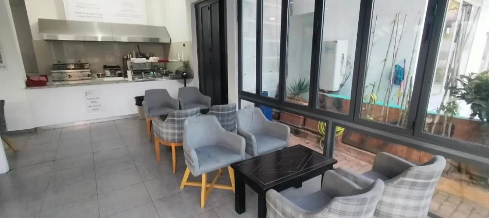 Tirane, jepet me qera ambjent biznesi Kati 0, 40 m² 600 € (QYTET STUDENTI)