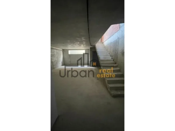 Shitet, Vilë 4 Katëshe, Pranë TEG, Tiranë - 800.000€ |350m²