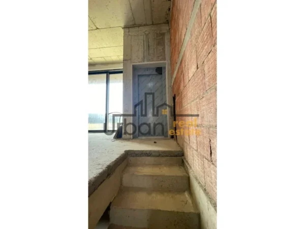 Shitet, Vilë 4 Katëshe, Pranë TEG, Tiranë - 800.000€ |350m²