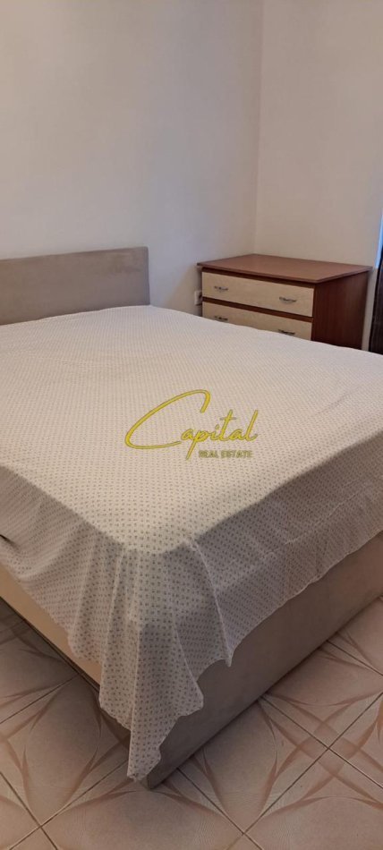 Tirane, jepet me qera apartament 2+1 Kati 5, 86 m² 450 € (ALI DEMI)