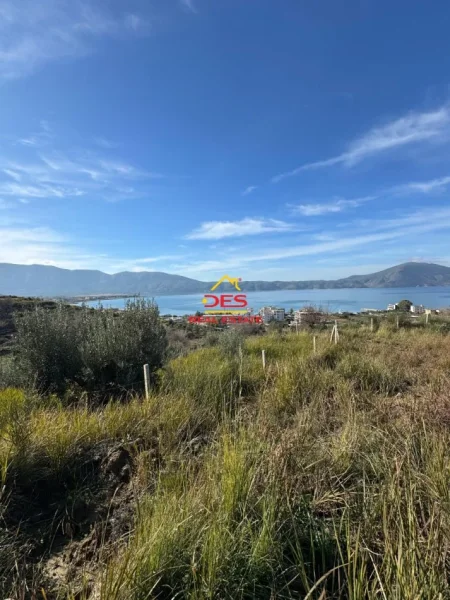 Vlore, shitet toke ne bregdet , 2.250 m² 225.000 € (Radhimë)