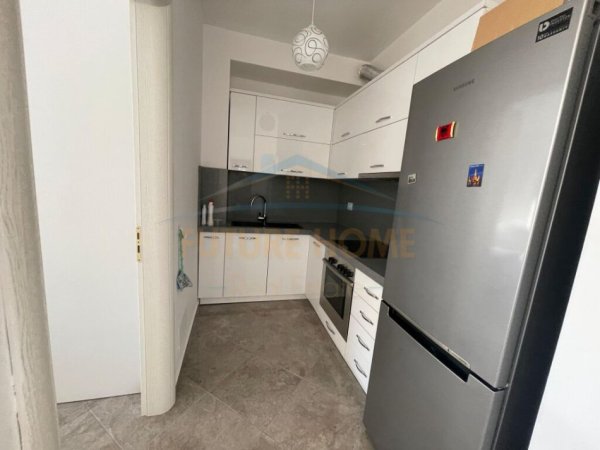 Durres, shitet apartament 2+1+Ballkon Kati 2, 78 m² 190.000 € (Lura 3, Gjiri i Lalzit)