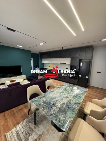 Tirane, jepet me qera apartament 1+1+Ballkon Kati 1, 75 m² 700 € (Tek LAKELAND Residence, Liqeni i Farkes)
