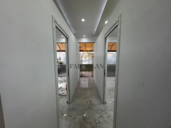 Tirane, shitet ambjent biznesi Kati 1, 70 m² 140.000 € (Astir)