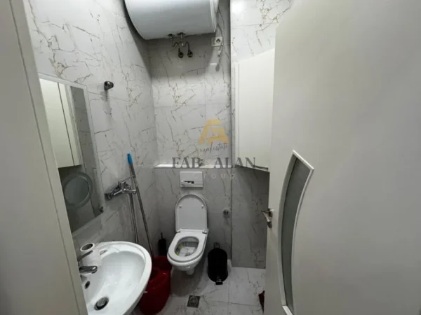 Tirane, shitet ambjent biznesi Kati 1, 70 m² 140.000 € (Astir)